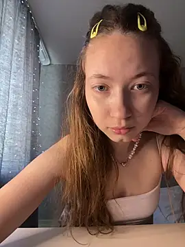 Holy Poly online show from March 17, 2026, 5:33 am