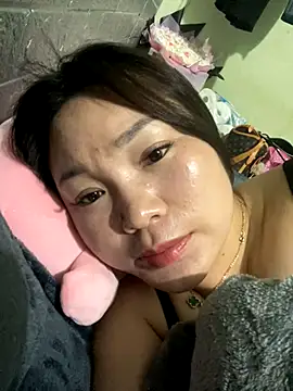 ryry-cute online show from November 15, 2025, 12:34 pm