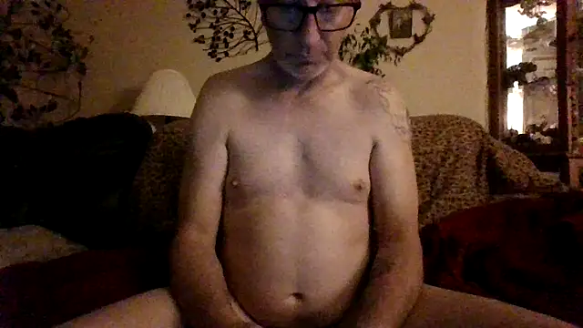 longsmooth4u online show from April 23, 2026, 8:24 am