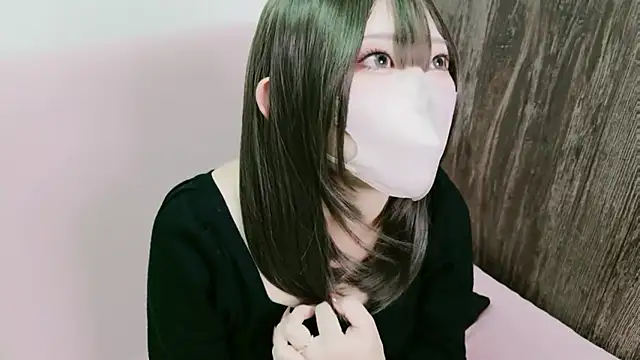 Snapshot of milkchan22 chatting on December 2, 2025, 12:54 pm milkchan22 online show from December 2, 2025, 12:54 pm