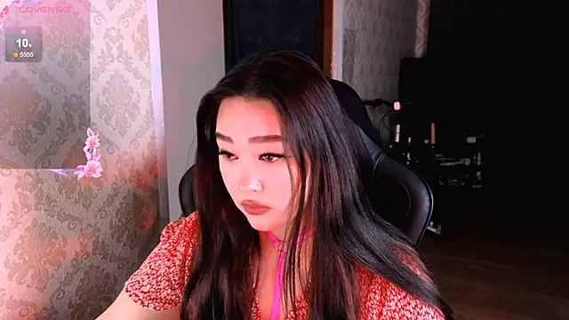 Emma Uilson online show from December 17, 2025, 2:06 am