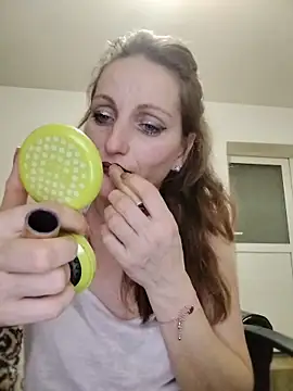 CrazyMaya39 online show from March 10, 2026, 10:04 pm