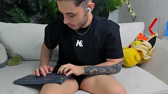 Austin coljs online show from April 24, 2026, 12:46 am