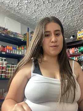 Snapshot of Scarlett_Noire_outdoors chatting on November 14, 2025, 11:46 pm Scarlett Noire outdoors online show from November 14, 2025, 11:46 pm