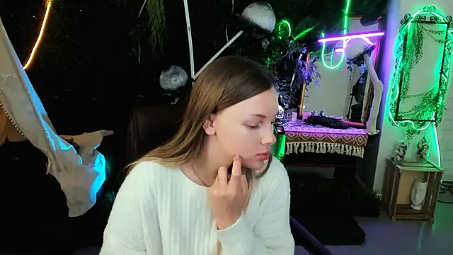 Snapshot of SandraLindsey chatting on November 20, 2025, 6:35 am SandraLindsey online show from November 20, 2025, 6:35 am