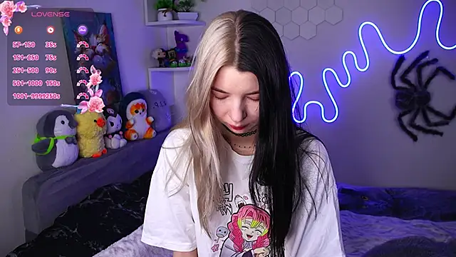 Emmie shy online show from April 10, 2026, 8:46 pm