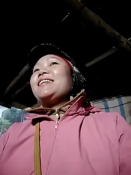 hoami-hot online show from November 15, 2025, 11:10 pm