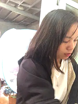 Snapshot of Trangbabylove chatting on November 16, 2025, 1:22 am Trangbabylove online show from November 16, 2025, 1:22 am