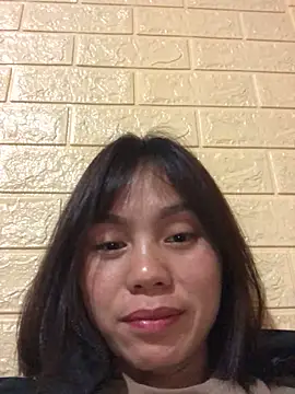 Trangbabylove online show from March 14, 2026, 7:14 am