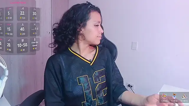 Snapshot of Unicornio_sexxx chatting on February 24, 2026, 5:00 pm Unicornio sexxx online show from February 24, 2026, 5:00 pm