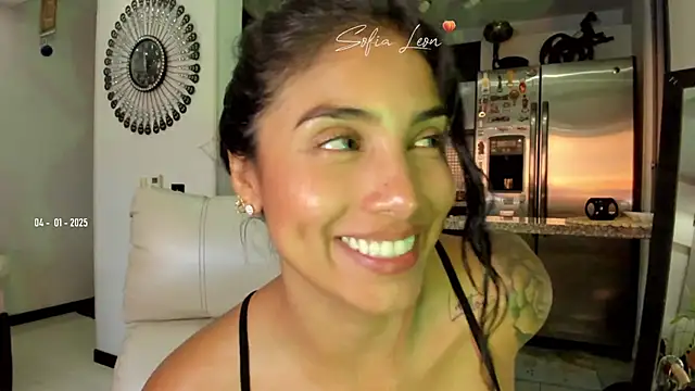 sofiasexhot online show from January 5, 2025, 3:34 pm