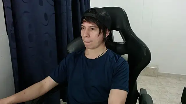 Daniell Young online show from November 18, 2025, 7:35 am