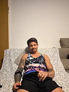 Snapshot of Mystery_Mark chatting on May 18, 2026, 5:30 pm Mystery Mark online show from May 18, 2026, 5:30 pm