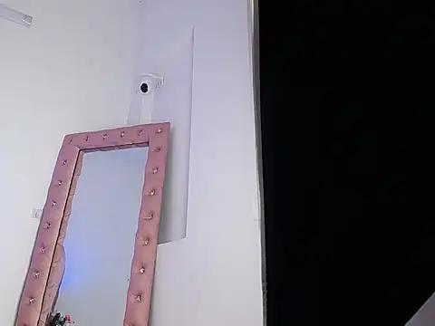 Sussan cooper online show from December 18, 2025, 9:32 pm