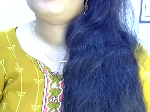 Muskan Jha online show from May 5, 2026, 1:57 am