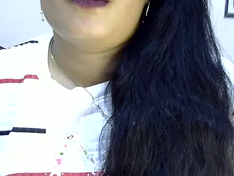 Snapshot of Muskan_Jha chatting on June 15, 2026, 1:24 pm Muskan Jha online show from June 15, 2026, 1:24 pm
