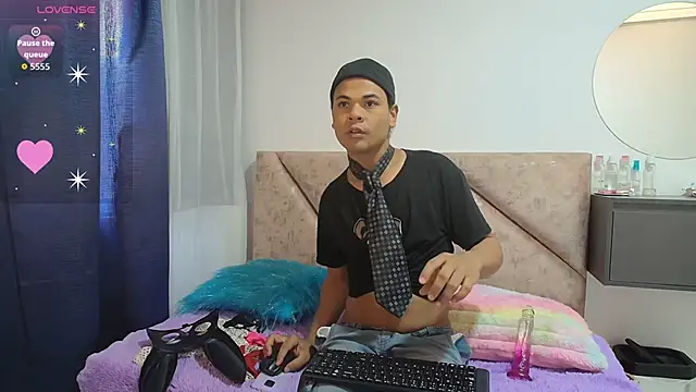 Felipexexy online show from November 20, 2025, 3:45 pm