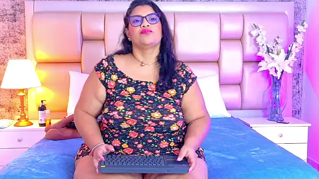 SelennaCooper online show from February 20, 2026, 11:54 am