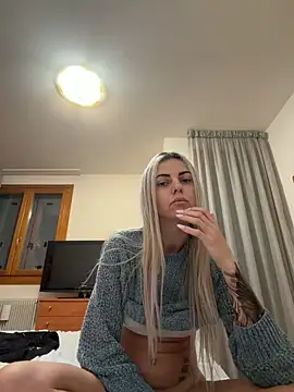 feliciafelon online show from February 23, 2026, 6:49 pm