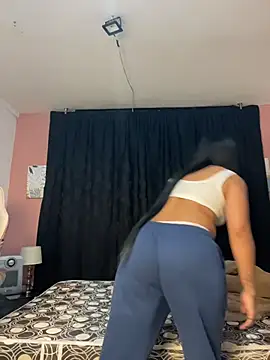 Sophie wyld online show from December 18, 2025, 12:27 am