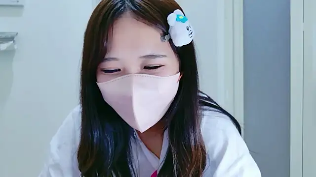 Snapshot of Nemu_chan_ chatting on May 28, 2026, 2:03 pm Nemu chan online show from May 28, 2026, 2:03 pm