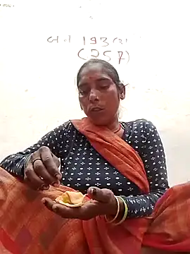 Snapshot of Xx_savita chatting on July 19, 2026, 12:31 pm Xx savita online show from July 19, 2026, 12:31 pm