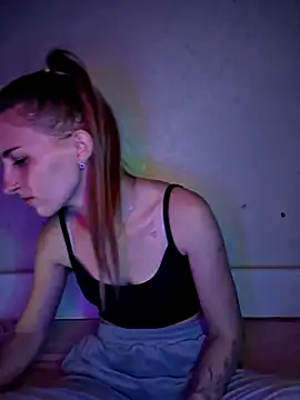 carolinakis  online show from February 22, 2026, 8:18 pm