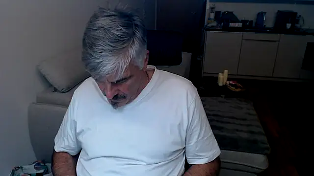 Buidapest online show from January 19, 2026, 11:03 am