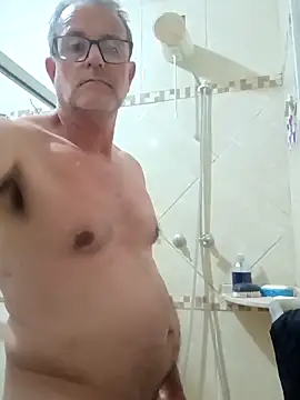 nard53 online show from April 13, 2026, 12:49 am