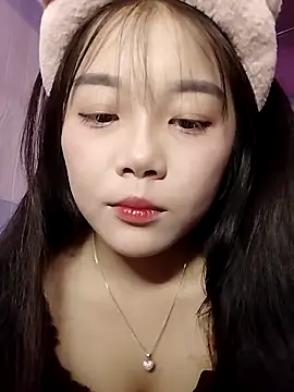 Snapshot of Baa-bee22 chatting on May 12, 2026, 12:41 am Baa-bee22 online show from May 12, 2026, 12:41 am