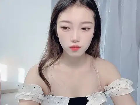 yuyayayu online show from November 18, 2025, 1:11 am