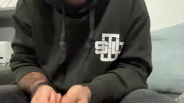 Noxial Red online show from November 19, 2025, 9:15 pm