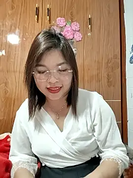 Snapshot of Cover-baa chatting on March 2, 2026, 11:22 pm Cover-baa online show from March 2, 2026, 11:22 pm