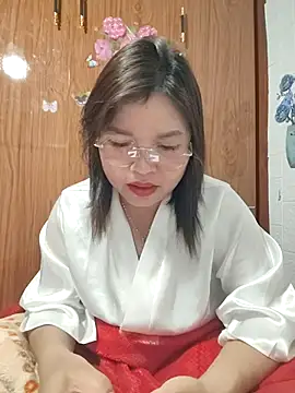 Snapshot of Cover-baa chatting on March 5, 2026, 7:54 pm Cover-baa online show from March 5, 2026, 7:54 pm