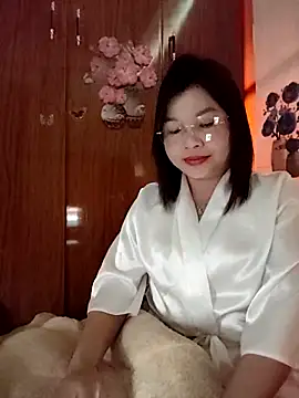 Snapshot of Cover-baa chatting on March 9, 2026, 11:53 pm Cover-baa online show from March 9, 2026, 11:53 pm