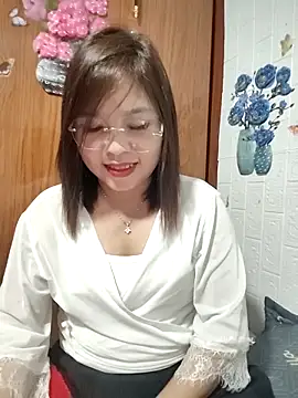 Snapshot of Cover-baa chatting on March 21, 2026, 11:59 am Cover-baa online show from March 21, 2026, 11:59 am