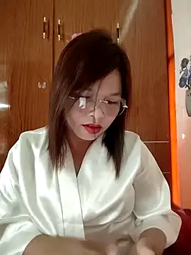 Snapshot of Cover-baa chatting on April 2, 2026, 6:00 am Cover-baa online show from April 2, 2026, 6:00 am