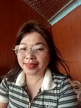 Snapshot of Cover-baa chatting on April 9, 2026, 10:09 am Cover-baa online show from April 9, 2026, 10:09 am