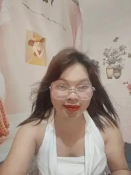 Snapshot of Cover-baa chatting on June 19, 2026, 7:12 am Cover-baa online show from June 19, 2026, 7:12 am