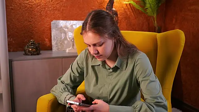 Snapshot of PeterSkaff chatting on November 18, 2025, 11:47 am PeterSkaff online show from November 18, 2025, 11:47 am