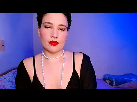 luadonna online show from November 17, 2025, 4:13 pm