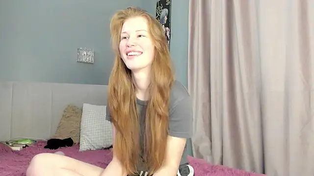 KarieBowery online show from February 12, 2026, 8:26 pm