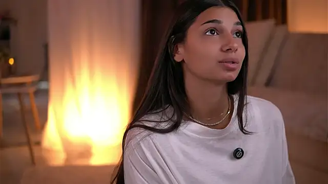 Snapshot of LuvCaprice chatting on July 13, 2026, 1:47 pm LuvCaprice online show from July 13, 2026, 1:47 pm