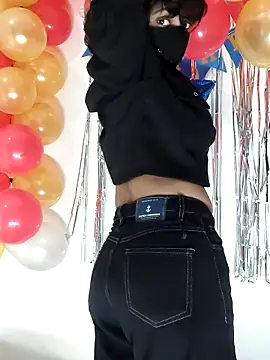 Snapshot of Babykurush chatting on November 17, 2025, 5:52 pm Babykurush online show from November 17, 2025, 5:52 pm