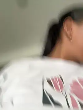 ArielleMillerr- online show from April 16, 2026, 5:03 pm