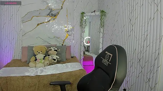 Canndyy tay1 online show from March 13, 2026, 11:39 am