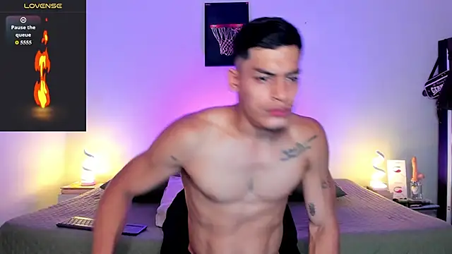 blorelopez online show from March 27, 2026, 11:59 pm