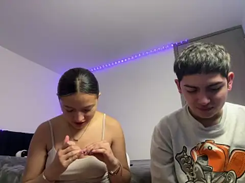 Zhara williams online show from April 16, 2026, 12:06 pm