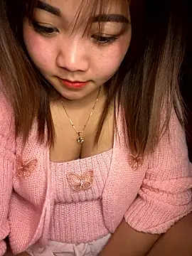 Snapshot of Sunset-yll chatting on January 14, 2026, 4:12 pm Sunset-yll online show from January 14, 2026, 4:12 pm