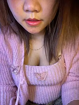 Snapshot of Sunset-yll chatting on February 11, 2026, 9:20 pm Sunset-yll online show from February 11, 2026, 9:20 pm